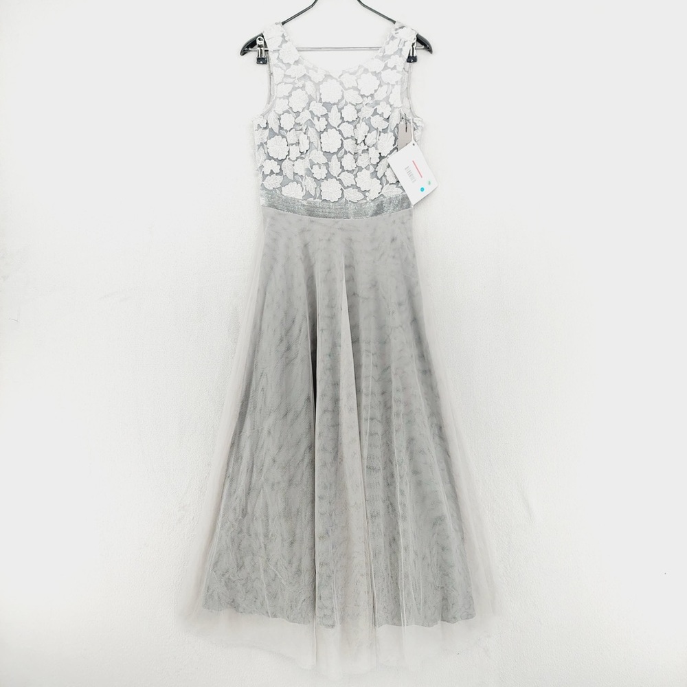 D.EXTERIOR Gray Tulle Sleeveless Floral Lace Maxi Dress P847